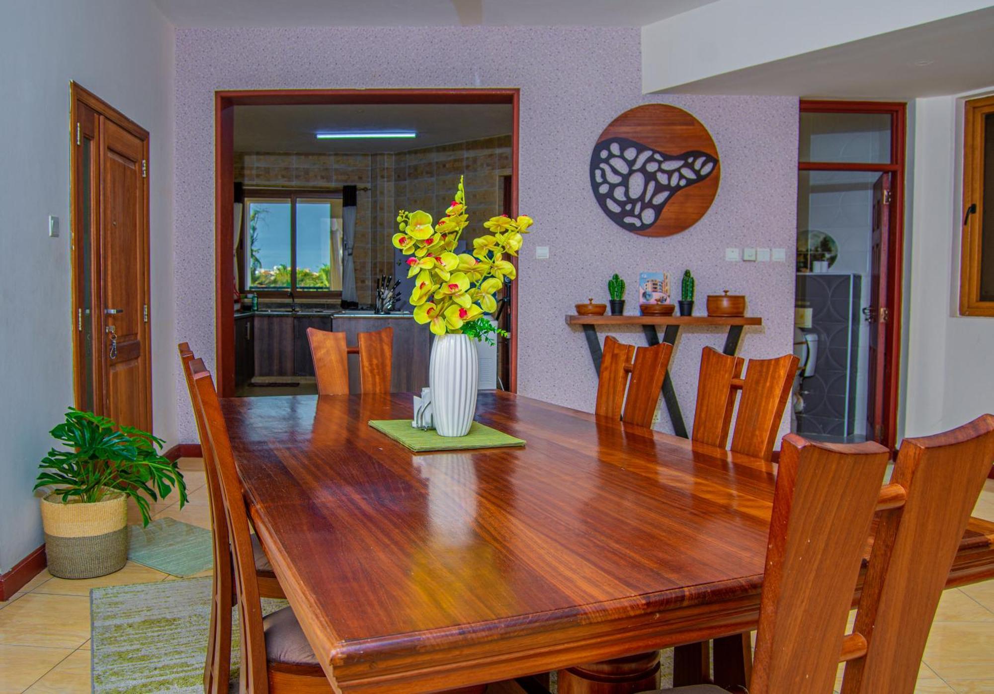 Zanakri Homes ;A Great Panorama Of Indian Ocean มอมบาซา ภายนอก รูปภาพ